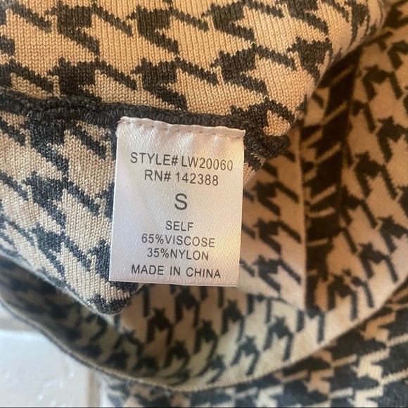 Houndstooth Skirt - Picture 8 of 11